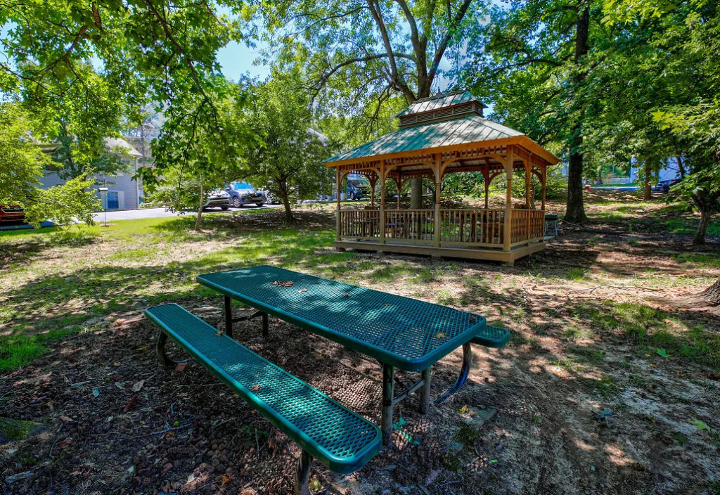 Kenzi Estates gazebo