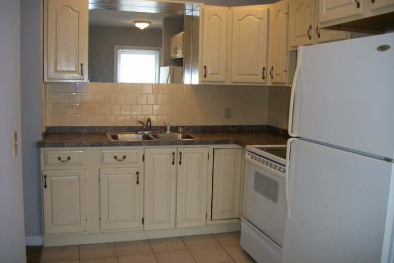 1 BR Home for Rent With Splashback,