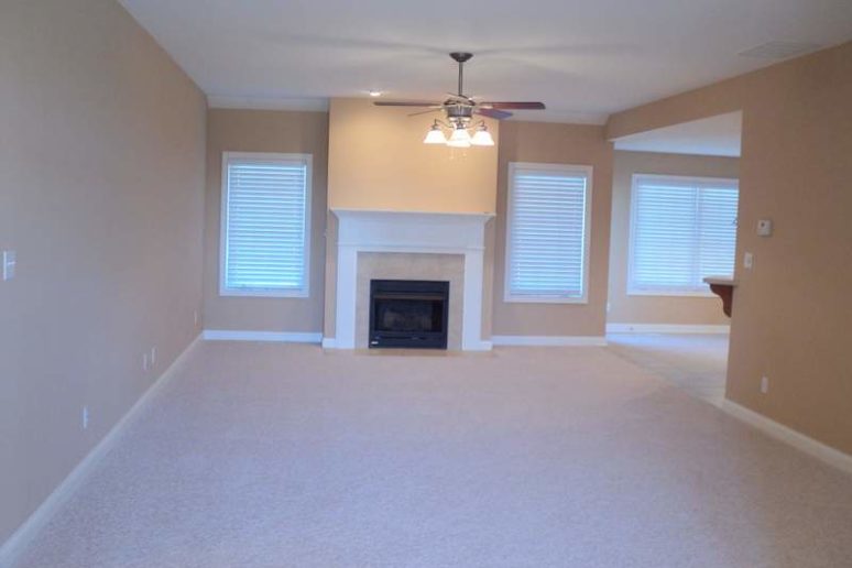 4 BR Home for rent with gas fireplace