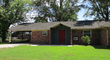 Image of 218 Loren Dr. in New Harmony