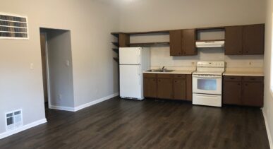 Image of 417-B Forrest Boonville In
